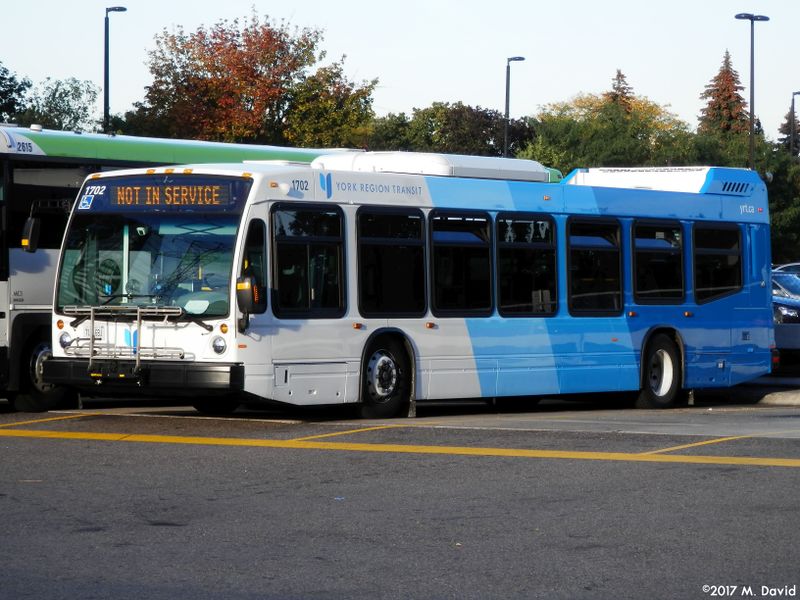 File:YRT 1702.jpg